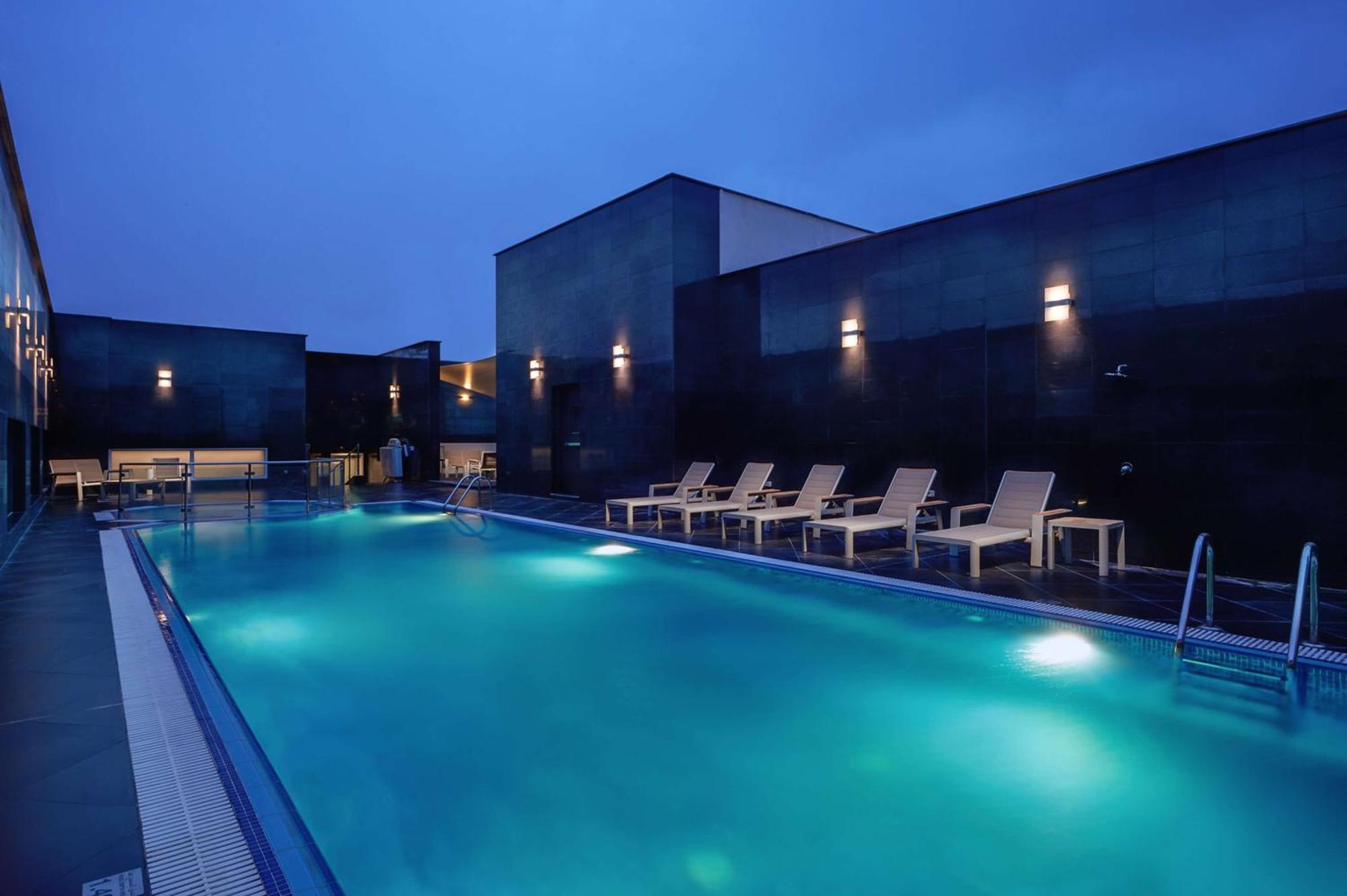 Hilton Garden Inn El-Huber Dış mekan fotoğraf