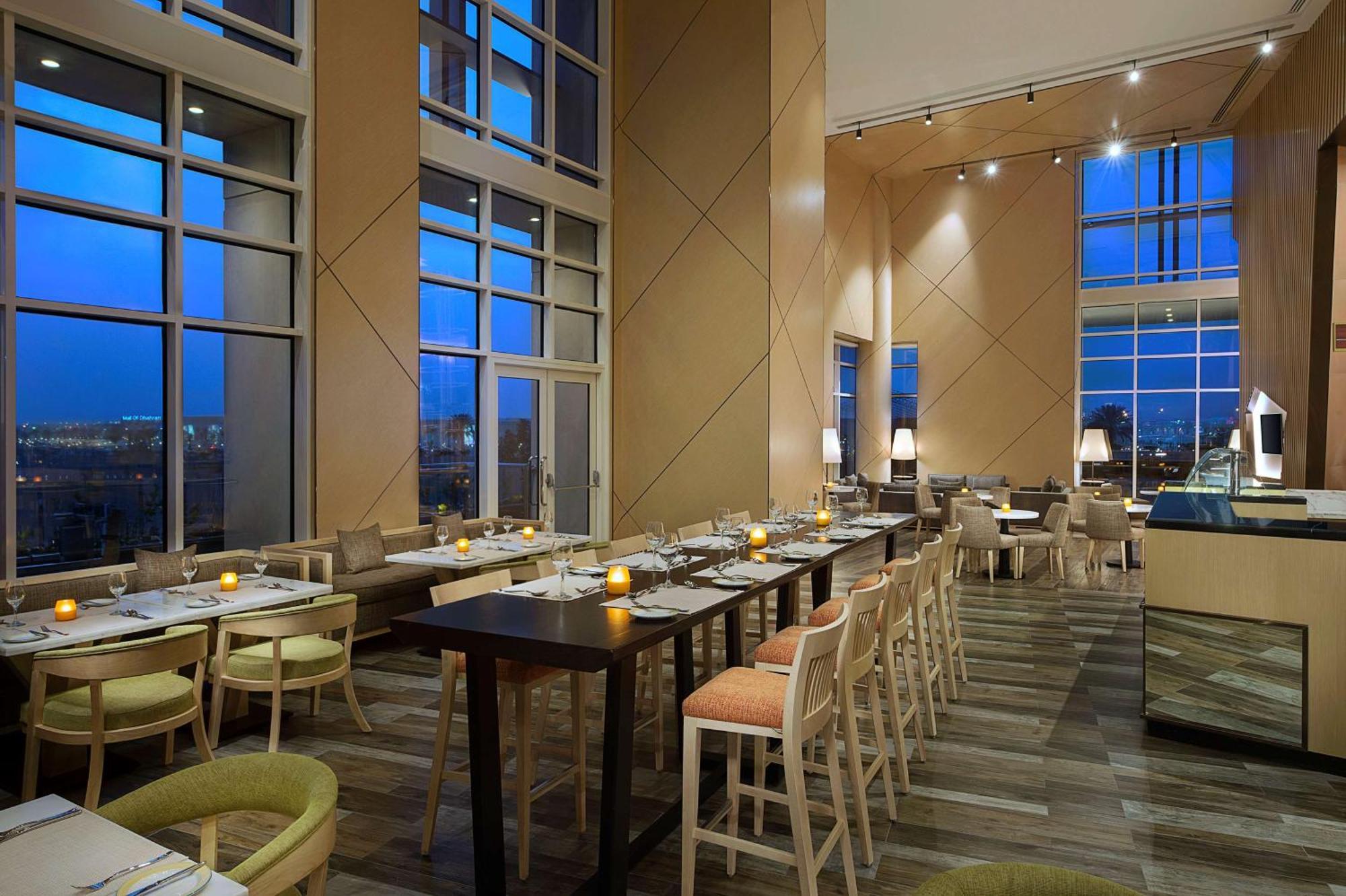 Hilton Garden Inn El-Huber Dış mekan fotoğraf